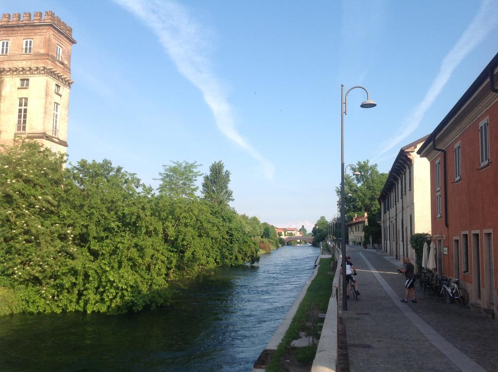 Borgo Archinto Apartment Robecco sul Naviglio ภายนอก รูปภาพ